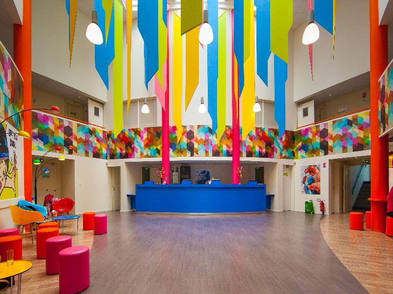 Du Futuroscope Hotel Шасней дю Пуату Екстериор снимка