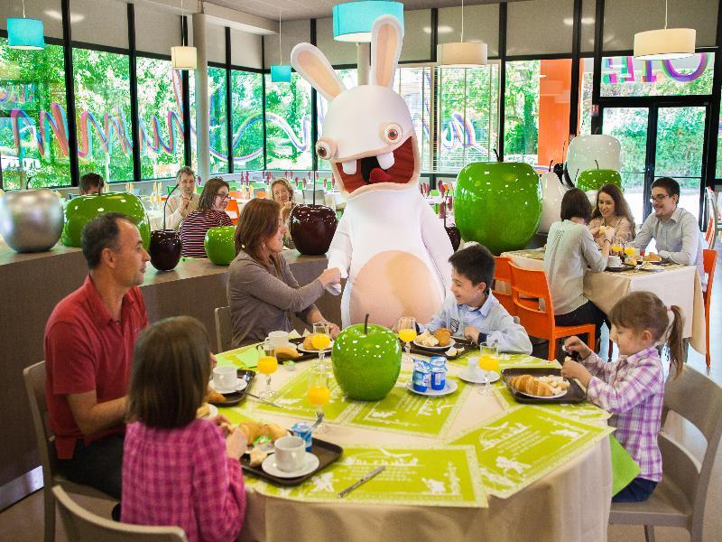 Du Futuroscope Hotel Шасней дю Пуату Екстериор снимка